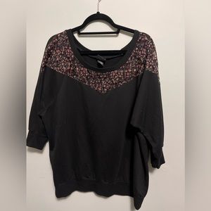 Torrid Black 3/4 Length Sleeve Sweatshirt with Floral Mesh Inset